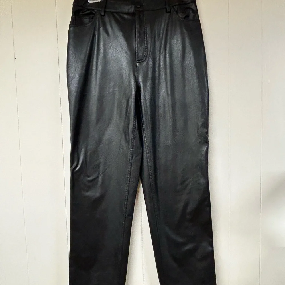 Women’s small faux leather stretch pants - Picture 1 of 9